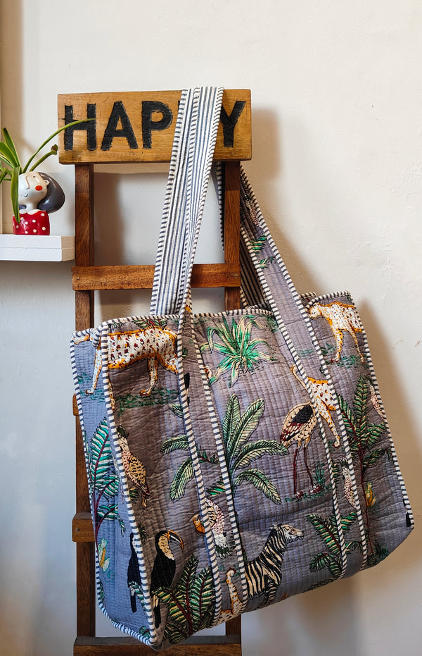 Jungle Tote Grey (With Zipper)