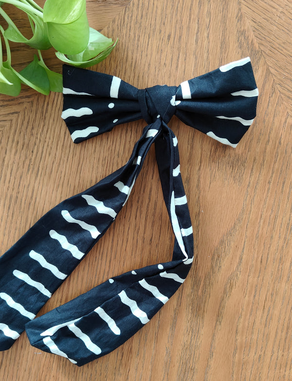 Yin Yang Black Bow